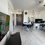 Modern Box 아파트 *