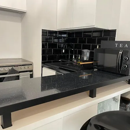 Modern Box Apartmán